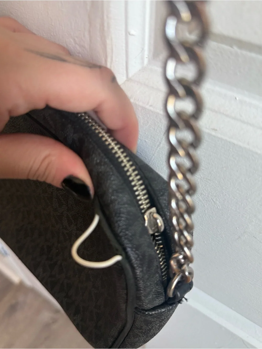Michael Kors Jet Set Large Monogram Crossbody Bag (As-Is / Repair)